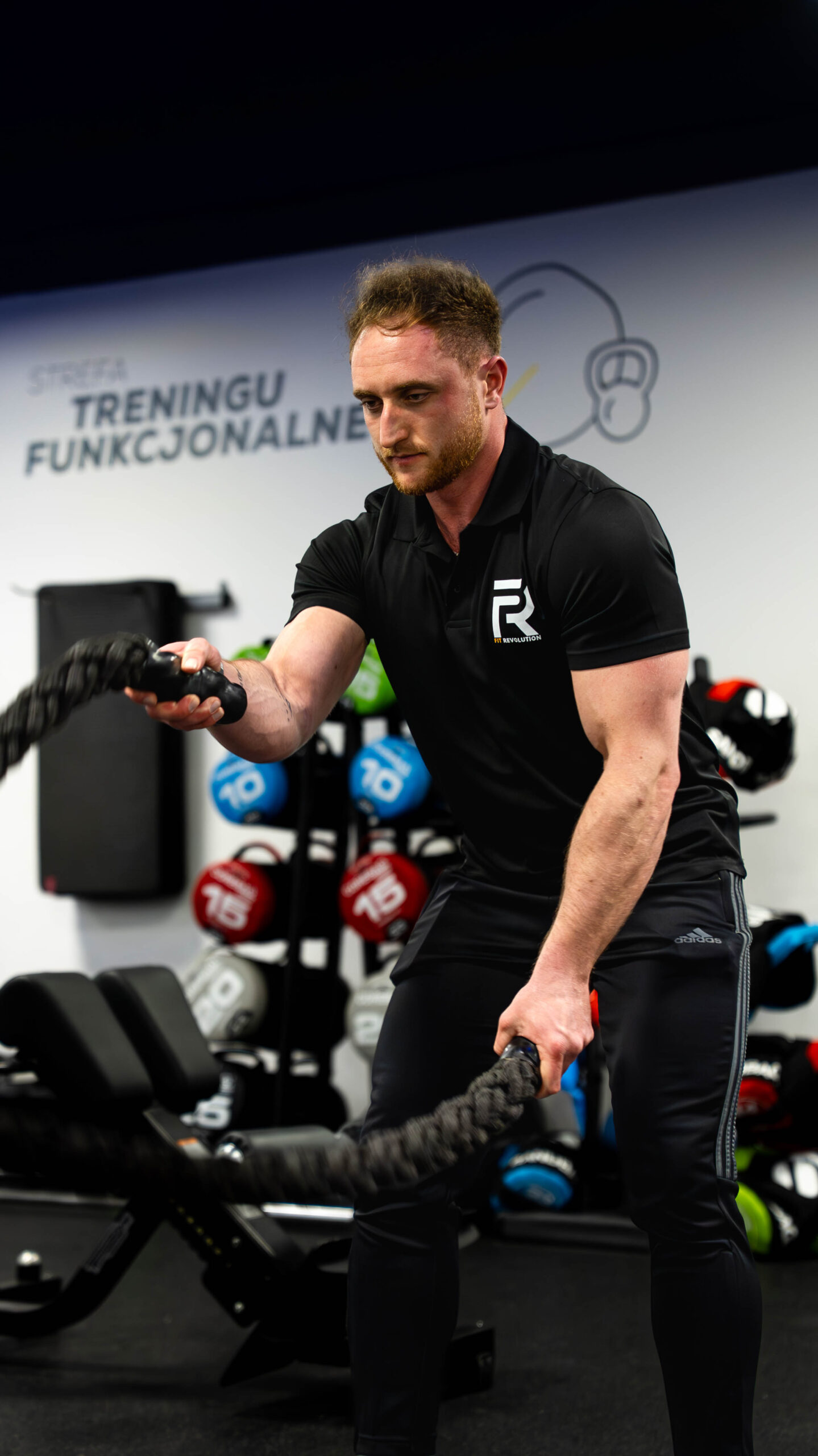 Trenerzy FitRevolution podczas treningu
